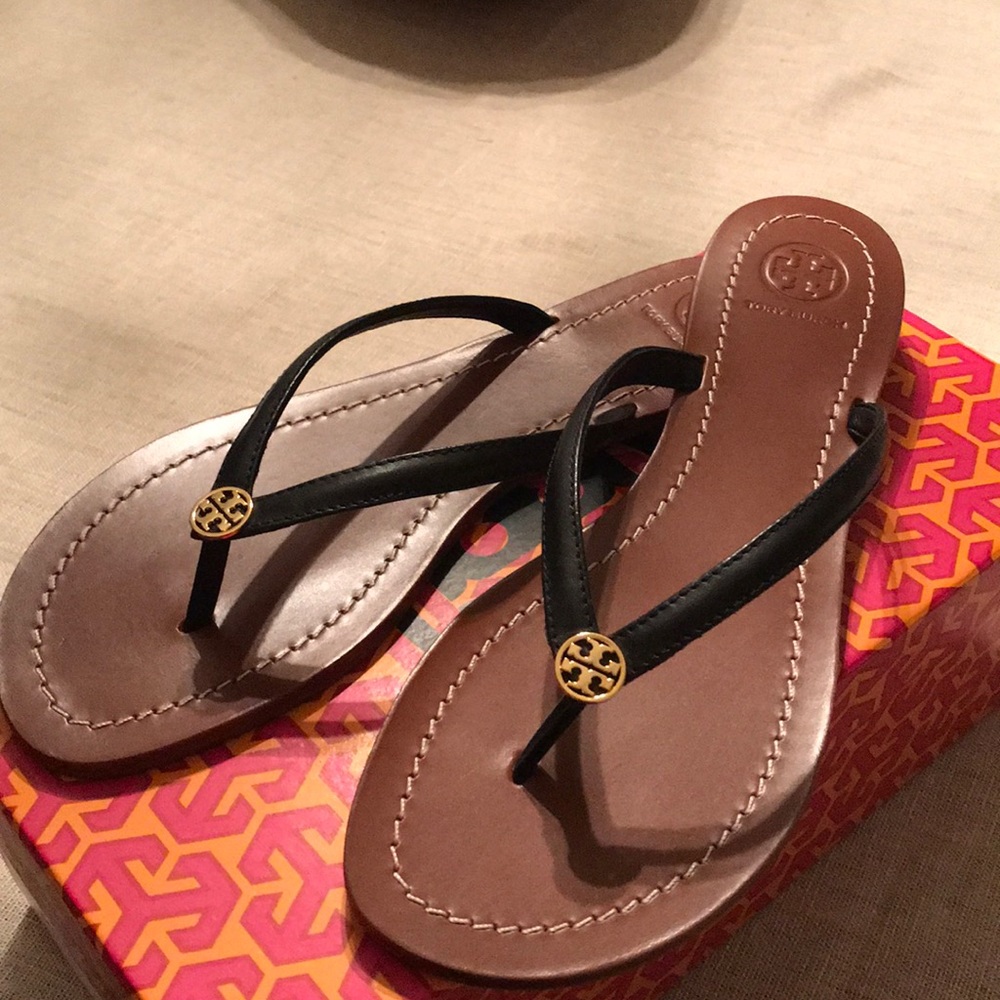 NIB Tory Burch Thong Sandals - Picture 3 of 5